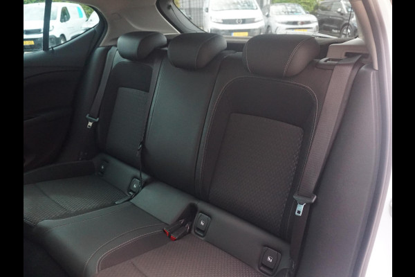 Opel Astra 1.4 Turbo Innovation | Carplay | Afn. Trekhaak | 1.450kg trekgewicht