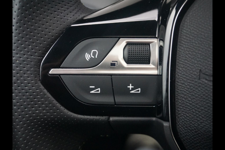 Peugeot 208 1.2 PureTech 100 GT | 360 camera | Panoramadak | Carplay |