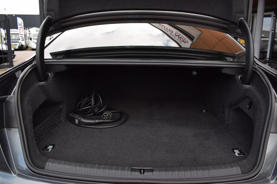 Audi A6 Limousine 50 TFSI e quattro S edition | 2x S-Line | Pano | Leer | Trekhaak Afneembaar | SOH: 94,3%