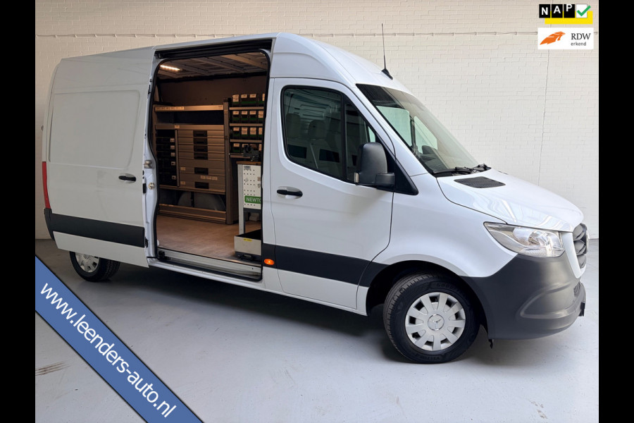 Mercedes-Benz Sprinter Servicewagen Automaat 311 2.2 CDI euro6 L2H2 3Persoons, Inrichting, Omvormer V230, Oprijplaat RIJKLAARPRIJS