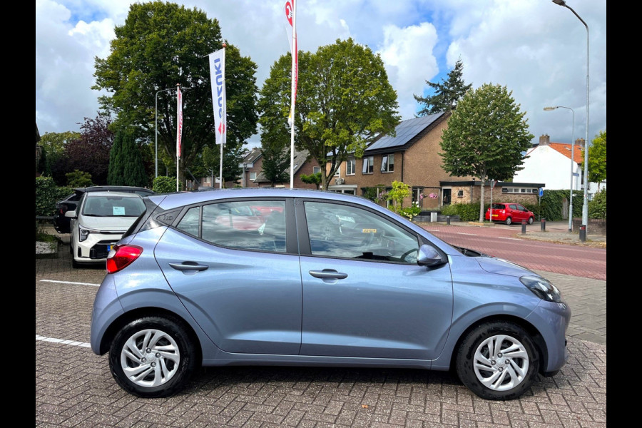 Hyundai i10 1.0 Comfort Smart, 8.000 km !
