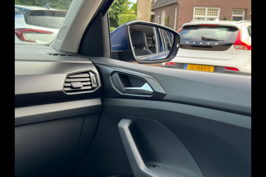 Volkswagen T-Cross 1.0 TSI Life 2019 NAVI CLIMA CAMERA NAP!