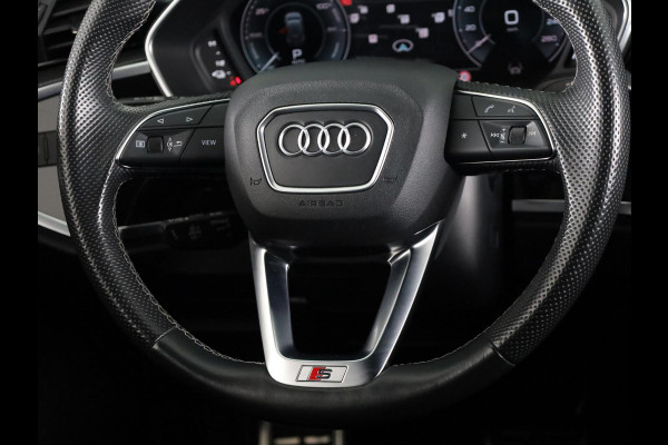 Audi Q3 45 TFSI e S edition 245 pk S-tronic | Navigatie | Parkeersensoren | Achteruitrijcamera | Matrix LED koplampen | Lichtmetalen velgen 20" | Elektr. voorstoelen | S-Line |