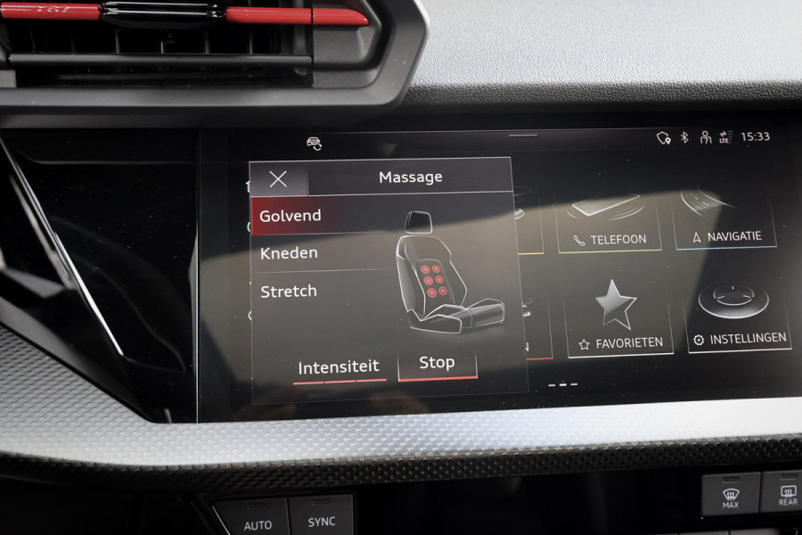 Audi RS3 Sportback 2.5 TFSI RS 3 quattro | MASSAGE | RS STOELEN | PANORAMADAK | CAMERA | CARBONSPOILER | SFEERVERLICHTING |
