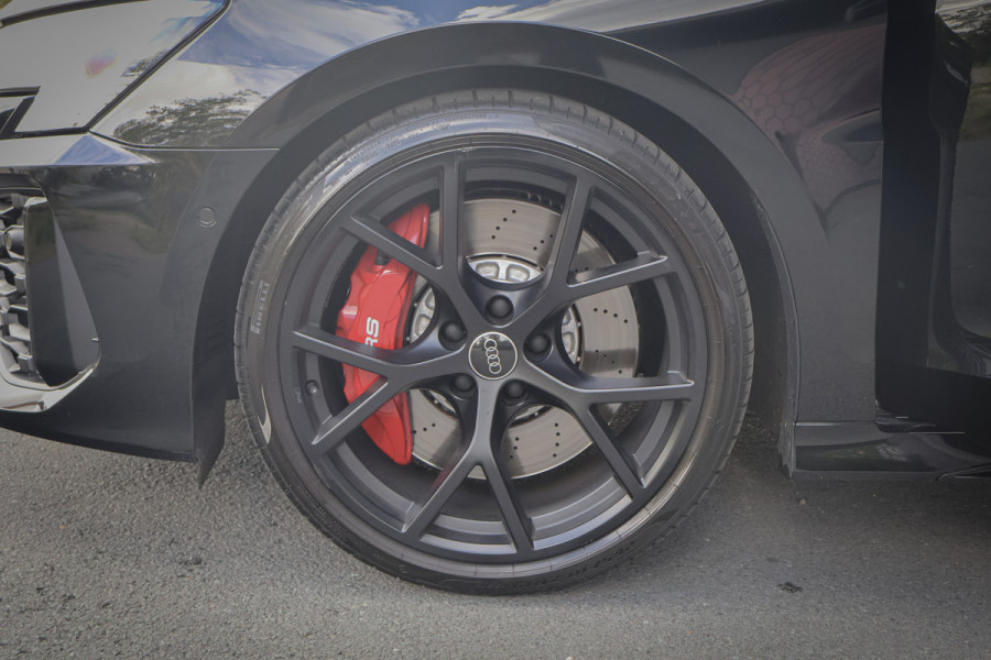 Audi RS3 Sportback 2.5 TFSI RS 3 quattro | MASSAGE | RS STOELEN | PANORAMADAK | CAMERA | CARBONSPOILER | SFEERVERLICHTING |