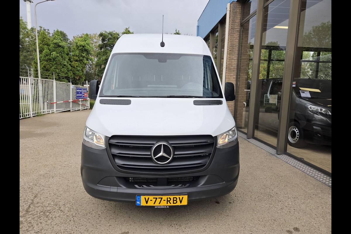 Mercedes-Benz Sprinter Automaat 110Kw/150Pk Airco Navi Achteruitrijcamera Achteropstap Cruisecontrol Stoelverwarming