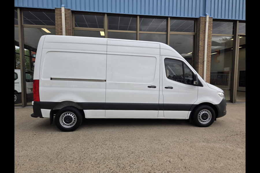 Mercedes-Benz Sprinter Automaat 110Kw/150Pk Airco Navi Achteruitrijcamera Achteropstap Cruisecontrol Stoelverwarming