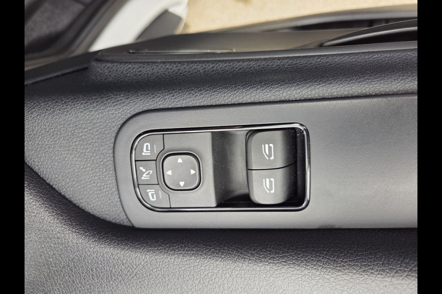 Mercedes-Benz Sprinter Automaat 110Kw/150Pk Airco Navi Achteruitrijcamera Achteropstap Cruisecontrol Stoelverwarming