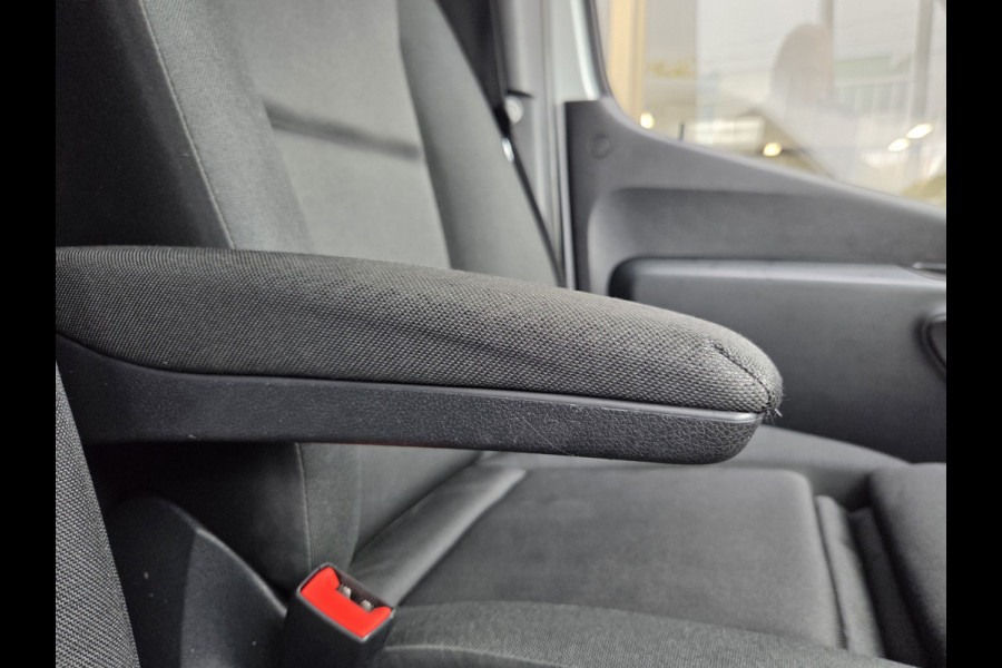 Mercedes-Benz Sprinter Automaat 110Kw/150Pk Airco Navi Achteruitrijcamera Achteropstap Cruisecontrol Stoelverwarming