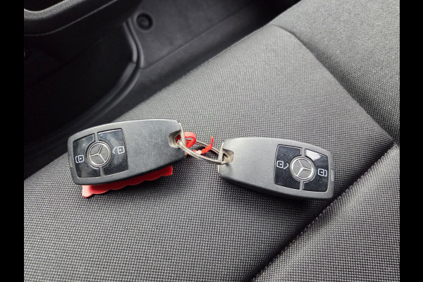 Mercedes-Benz Sprinter Automaat 110Kw/150Pk Airco Navi Achteruitrijcamera Achteropstap Cruisecontrol Stoelverwarming