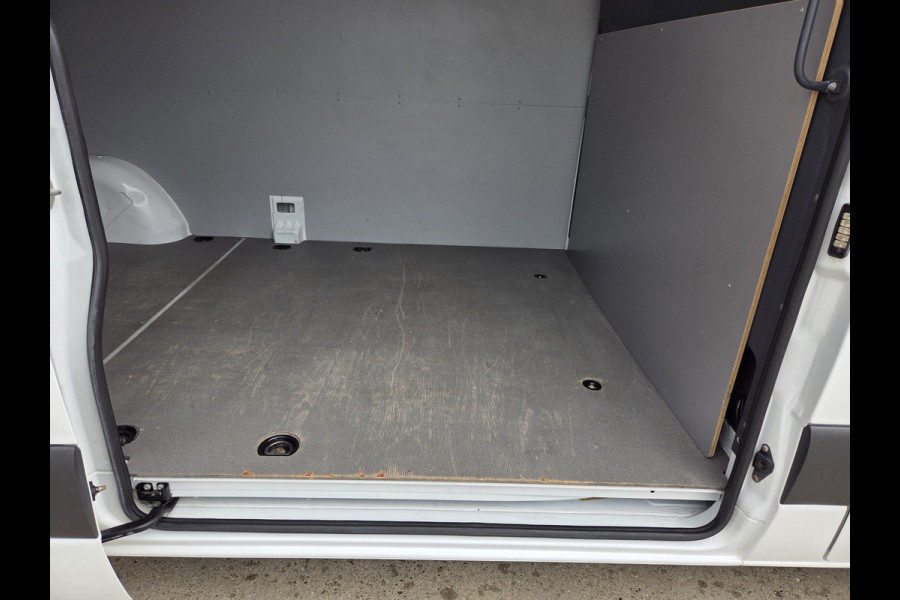 Mercedes-Benz Sprinter Automaat 110Kw/150Pk Airco Navi Achteruitrijcamera Achteropstap Cruisecontrol Stoelverwarming