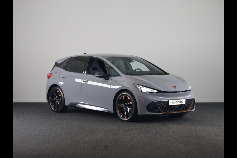 CUPRA Born Performance 82 kWh 230 pk | Navigatie | Parkeersensoren | Achteruitrijcamera | Elektr. voorstoelen | Stoel/stuur verwarming |