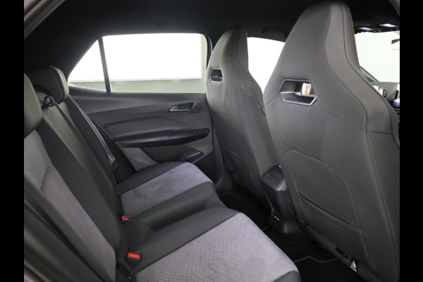 CUPRA Born Performance 82 kWh 230 pk | Navigatie | Parkeersensoren | Achteruitrijcamera | Elektr. voorstoelen | Stoel/stuur verwarming |