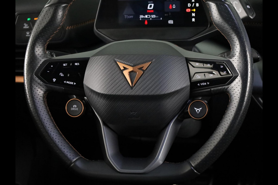 CUPRA Born Performance 82 kWh 230 pk | Navigatie | Parkeersensoren | Achteruitrijcamera | Elektr. voorstoelen | Stoel/stuur verwarming |