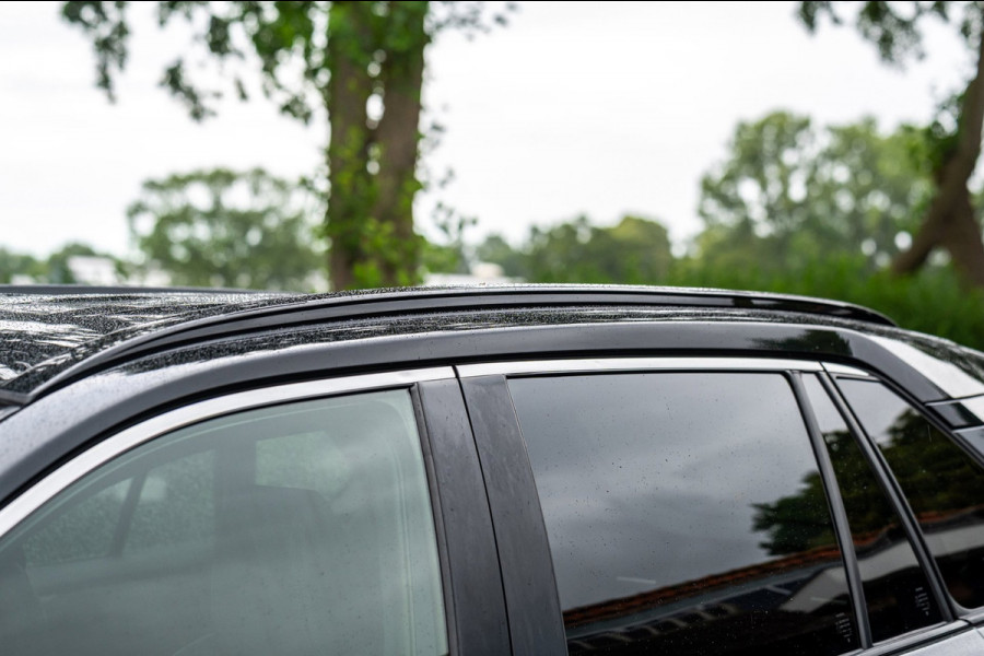 Toyota RAV4 2.5 Hybrid Style AWD I Camera I JBL I Half Leder I Adaptive Cruise I Stoelverwarming I CarPlay I Keyless