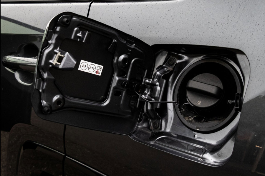 Toyota RAV4 2.5 Hybrid Style AWD I Camera I JBL I Half Leder I Adaptive Cruise I Stoelverwarming I CarPlay I Keyless