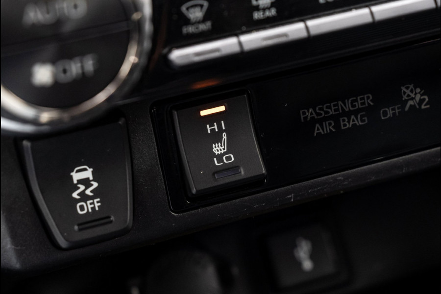 Toyota RAV4 2.5 Hybrid Style AWD I Camera I JBL I Half Leder I Adaptive Cruise I Stoelverwarming I CarPlay I Keyless