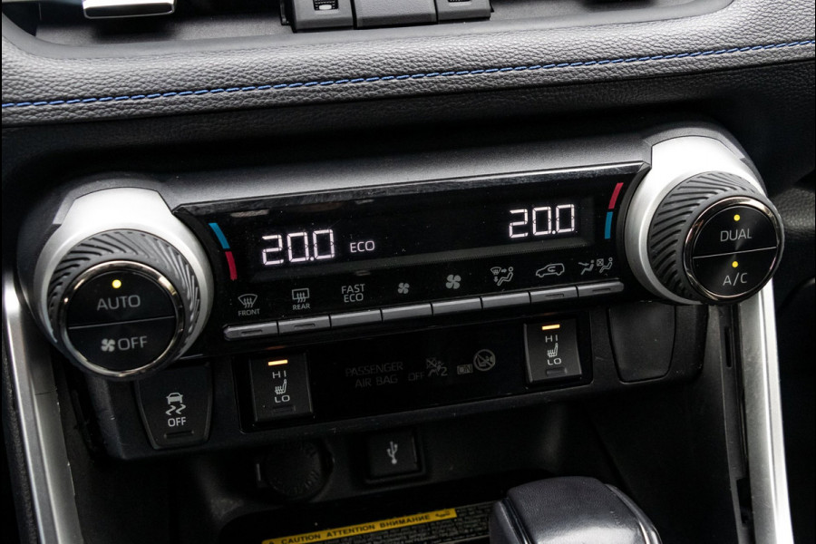 Toyota RAV4 2.5 Hybrid Style AWD I Camera I JBL I Half Leder I Adaptive Cruise I Stoelverwarming I CarPlay I Keyless