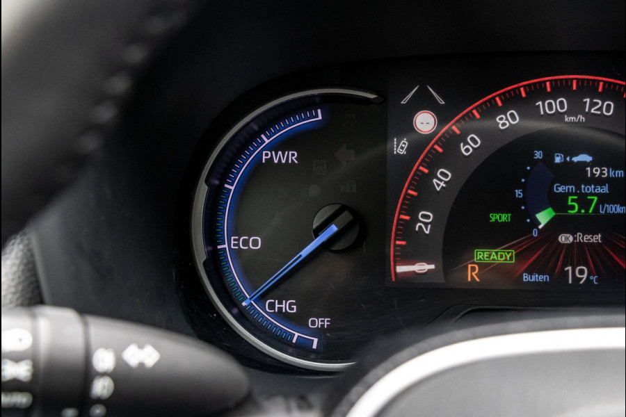 Toyota RAV4 2.5 Hybrid Style AWD I Camera I JBL I Half Leder I Adaptive Cruise I Stoelverwarming I CarPlay I Keyless