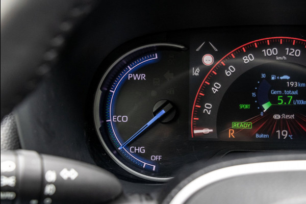 Toyota RAV4 2.5 Hybrid Style AWD I Camera I JBL I Half Leder I Adaptive Cruise I Stoelverwarming I CarPlay I Keyless