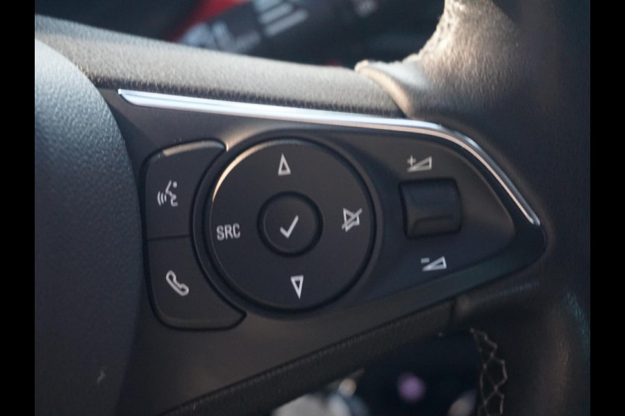 Opel Crossland 1.2 Turbo GS Line | 130pk! | All-season | Carplay