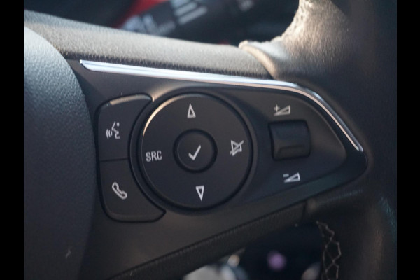 Opel Crossland 1.2 Turbo GS Line | 130pk! | All-season | Carplay