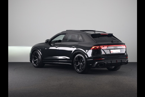 Audi RS Q8 4.0 TFSI quattro Performance 640pk | Panoramadak  | B&O Advanced | Keramisch | Vierwiel besturing | HD Matrix Laser | Head up Display | | Stoelverwarming/koeling + massage | Trekhaak wegklapbaar |