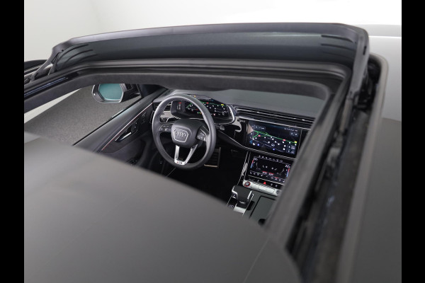 Audi RS Q8 4.0 TFSI quattro Performance 640pk | Panoramadak  | B&O Advanced | Keramisch | Vierwiel besturing | HD Matrix Laser | Head up Display | | Stoelverwarming/koeling + massage | Trekhaak wegklapbaar |