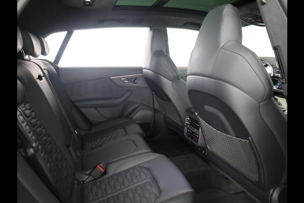 Audi RS Q8 4.0 TFSI quattro Performance 640pk | Panoramadak  | B&O Advanced | Keramisch | Vierwiel besturing | HD Matrix Laser | Head up Display | | Stoelverwarming/koeling + massage | Trekhaak wegklapbaar |