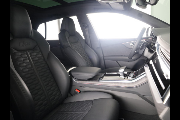 Audi RS Q8 4.0 TFSI quattro Performance 640pk | Panoramadak  | B&O Advanced | Keramisch | Vierwiel besturing | HD Matrix Laser | Head up Display | | Stoelverwarming/koeling + massage | Trekhaak wegklapbaar |