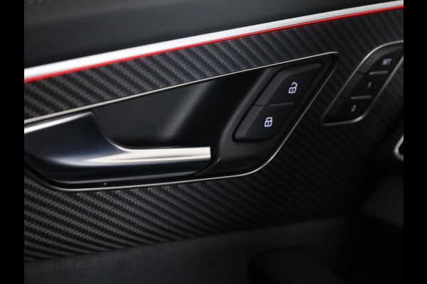 Audi RS Q8 4.0 TFSI quattro Performance 640pk | Panoramadak  | B&O Advanced | Keramisch | Vierwiel besturing | HD Matrix Laser | Head up Display | | Stoelverwarming/koeling + massage | Trekhaak wegklapbaar |