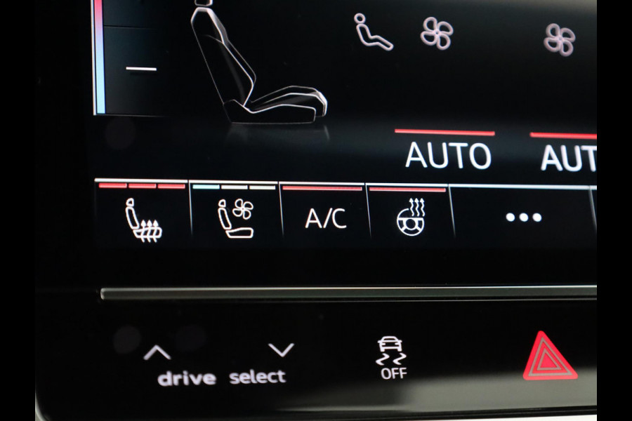 Audi RS Q8 4.0 TFSI quattro Performance 640pk | Panoramadak  | B&O Advanced | Keramisch | Vierwiel besturing | HD Matrix Laser | Head up Display | | Stoelverwarming/koeling + massage | Trekhaak wegklapbaar |