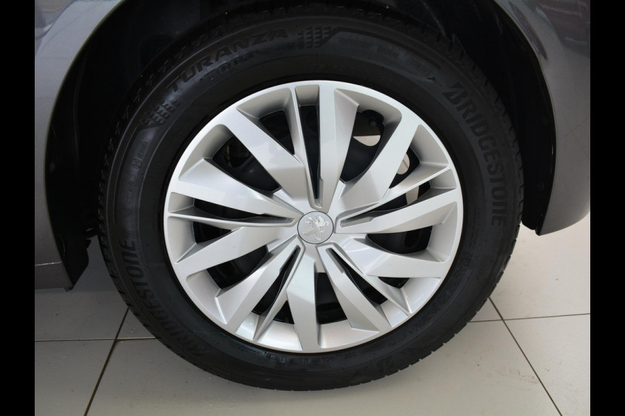 Peugeot 208 1.2 PureTech Active .