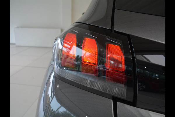 Peugeot 208 1.2 PureTech Active .