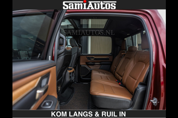 Dodge Ram LONGHORN | WIDE BODY | 5.7 V8 | BREDE WIELEN | BOM VOL | HUD | BRUIN LEDER | LUCHTVERING | PANODAK | RONDOM CAMERA | OPEN UITLAA DUBBELE CABINE | 5 PERSOONS | CREW CAB DC | SPECIAL ONE | DEALER ONDERHOUDEN | Eerste eigenaar |