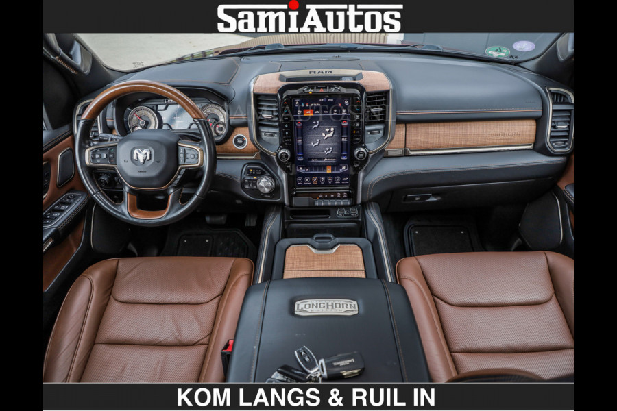 Dodge Ram LONGHORN | WIDE BODY | 5.7 V8 | BREDE WIELEN | BOM VOL | HUD | BRUIN LEDER | LUCHTVERING | PANODAK | RONDOM CAMERA | OPEN UITLAA DUBBELE CABINE | 5 PERSOONS | CREW CAB DC | SPECIAL ONE | DEALER ONDERHOUDEN | Eerste eigenaar |