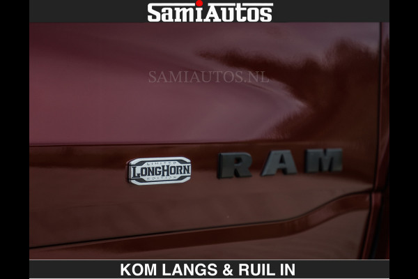 Dodge Ram LONGHORN | WIDE BODY | 5.7 V8 | BREDE WIELEN | BOM VOL | HUD | BRUIN LEDER | LUCHTVERING | PANODAK | RONDOM CAMERA | OPEN UITLAA DUBBELE CABINE | 5 PERSOONS | CREW CAB DC | SPECIAL ONE | DEALER ONDERHOUDEN | Eerste eigenaar |