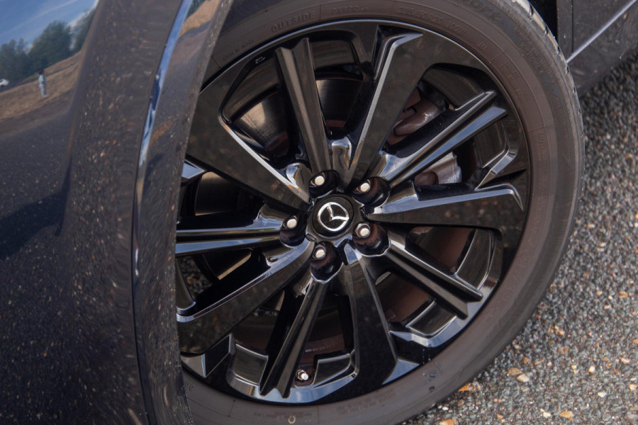 Mazda CX-60 2.5 e-SkyActiv PHEV Homura Plus 360 CAMERA / STOELVERWARMING + KOELING / CARPLAY / ADAPTIVE CRUISE