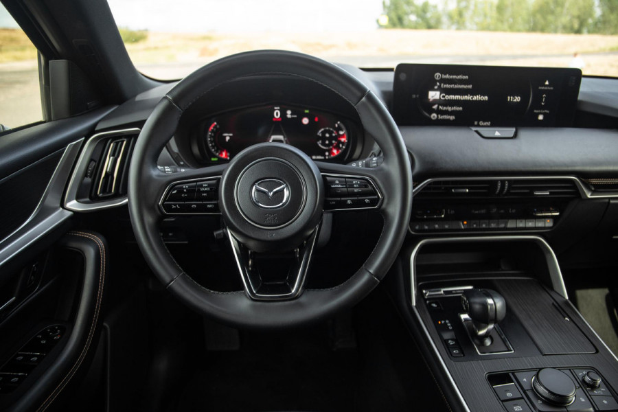 Mazda CX-60 2.5 e-SkyActiv PHEV Homura Plus 360 CAMERA / STOELVERWARMING + KOELING / CARPLAY / ADAPTIVE CRUISE