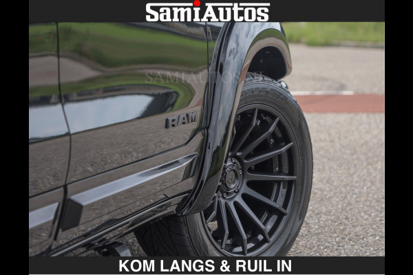 Dodge Ram BOM VOL | Night Premium | Full Option | De Meest Luxe Pick-Up in zijn Klasse | Comfortabele Dubbele Cabine met Royale 5 Zitplaatsen | BPM vrij | Nu Leverbaar uit Voorraad | Voorraad Nr 2287 - 3384 | De specialist in Amerikaanse pick‑ups in Nederland en Europa.