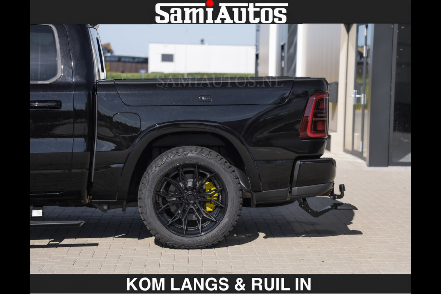 Dodge Ram Limited Night H.O 540HP 706Nm | Massage + Full Option | De Meest Luxe en Volle Pick-Up in zijn Klasse | Comfortabele Dubbele Cabine met Royale 5 Zitplaatsen | BPM vrij | Nu Leverbaar uit Voorraad | Voorraad Nr 2356 - 0990 | De specialist in Amerikaanse pick‑ups in Nederland en Europa.