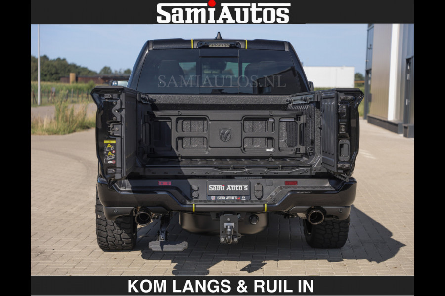 Dodge Ram Limited Night H.O 540HP 706Nm | Massage + Full Option | De Meest Luxe en Volle Pick-Up in zijn Klasse | Comfortabele Dubbele Cabine met Royale 5 Zitplaatsen | BPM vrij | Nu Leverbaar uit Voorraad | Voorraad Nr 2356 - 0990 | De specialist in Amerikaanse pick‑ups in Nederland en Europa.