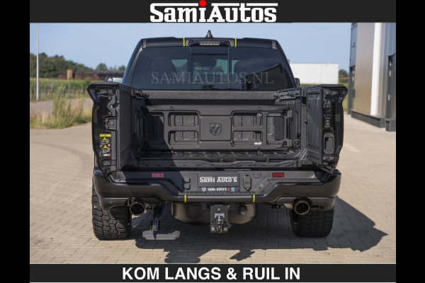 Dodge Ram Limited Night H.O 540HP 706Nm | Massage + Full Option | De Meest Luxe en Volle Pick-Up in zijn Klasse | Comfortabele Dubbele Cabine met Royale 5 Zitplaatsen | BPM vrij | Nu Leverbaar uit Voorraad | Voorraad Nr 2356 - 0990 | De specialist in Amerikaanse pick‑ups in Nederland en Europa.