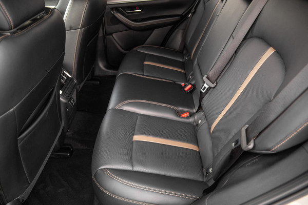 Mazda CX-60 2.5 e-SkyActiv PHEV Homura Plus 360 CAMERA / TREKHAAK / STOELVERWARMING + KOELING / CARPLAY / ADAPTIVE CRUISE