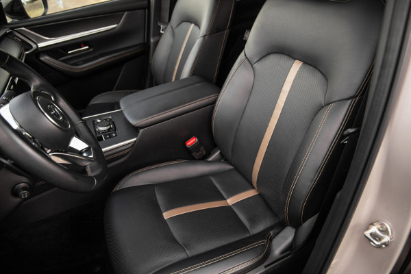 Mazda CX-60 2.5 e-SkyActiv PHEV Homura Plus 360 CAMERA / TREKHAAK / STOELVERWARMING + KOELING / CARPLAY / ADAPTIVE CRUISE