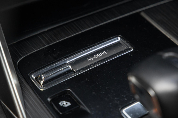 Mazda CX-60 2.5 e-SkyActiv PHEV Homura Plus 360 CAMERA / TREKHAAK / STOELVERWARMING + KOELING / CARPLAY / ADAPTIVE CRUISE