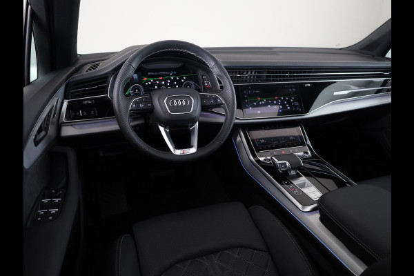 Audi Q7 55 TFSI e quattro Pro Line S 394 pk S-tronic | Verlengde garantie | Navigatie | Panoramadak | Elektr. trekhaak | Laserlicht | Luchtvering | Lederen bekleding | B&O Soundsystem | Vierwielbesturing |