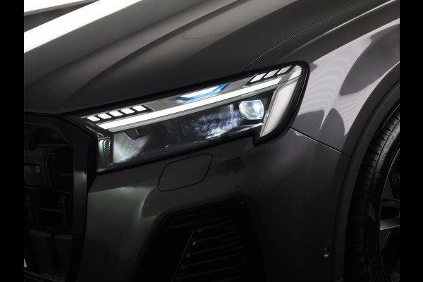 Audi Q7 55 TFSI e quattro Pro Line S 394 pk S-tronic | Verlengde garantie | Navigatie | Panoramadak | Elektr. trekhaak | Laserlicht | Luchtvering | Lederen bekleding | B&O Soundsystem | Vierwielbesturing |