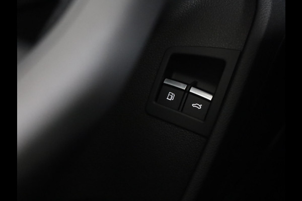 Audi Q7 55 TFSI e quattro Pro Line S 394 pk S-tronic | Verlengde garantie | Navigatie | Panoramadak | Elektr. trekhaak | Laserlicht | Luchtvering | Lederen bekleding | B&O Soundsystem | Vierwielbesturing |