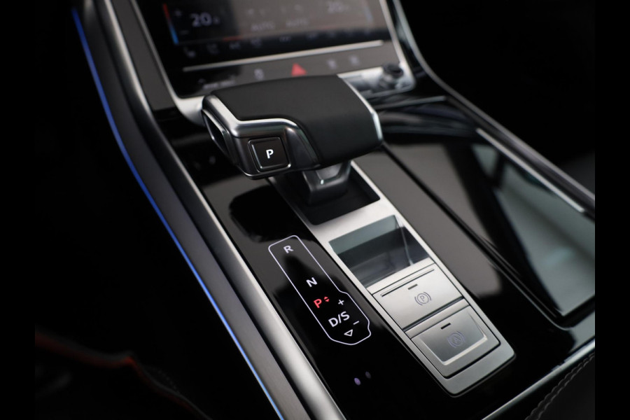 Audi Q7 55 TFSI e quattro Pro Line S 394 pk S-tronic | Verlengde garantie | Navigatie | Panoramadak | Elektr. trekhaak | Laserlicht | Luchtvering | Lederen bekleding | B&O Soundsystem | Vierwielbesturing |